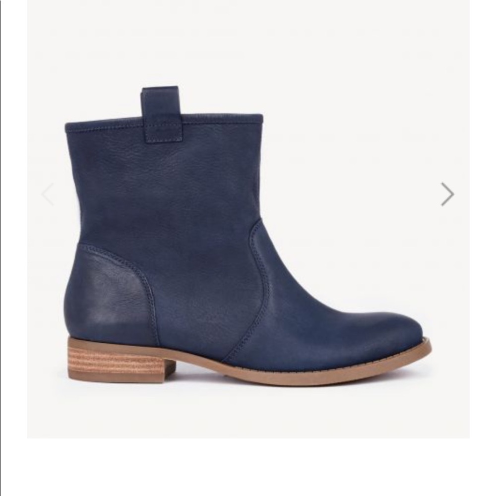 Sole Society Natasha Slip-on bootie.